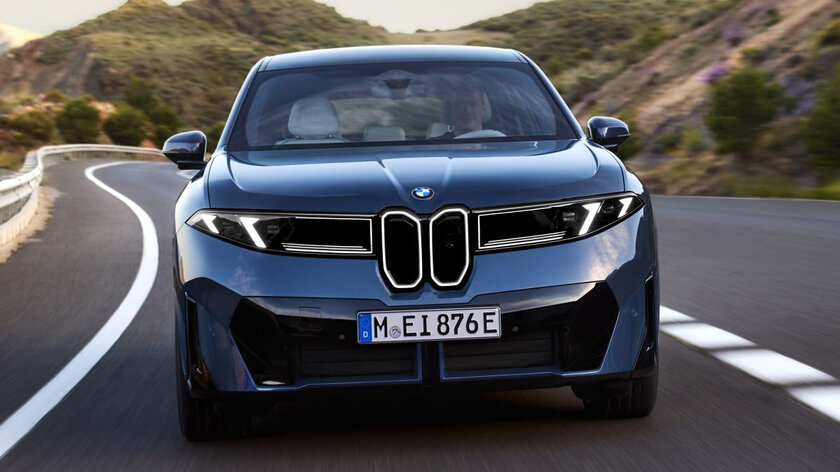 BMW представила первый электрический кроссовер в серии Neue Klasse – iX3