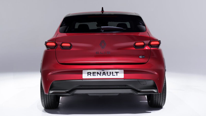 Renault представила новый Clio: агрессивный снаружи, мощный внутри