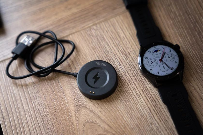 ИИ прямо на запястье! Обзор TECNO Watch Pro 3 — фитнес-трекер в корпусе умных часов — Комплектация. 4