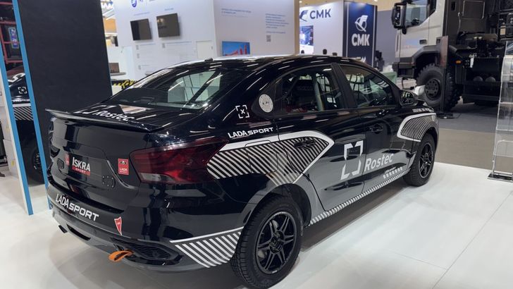 Мощная «Лада»: АвтоВАЗ показал спортивную Lada Iskra