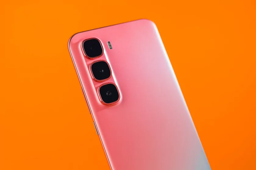 Возможно ли сделать тонкий смартфон и не пойти на компромиссы? Обзор Infinix HOT 60 Pro+
