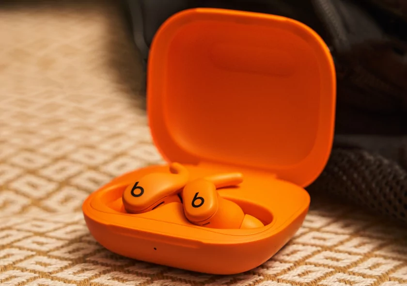 Apple представила Powerbeats Fit: наушники, разработанные для спортсменов