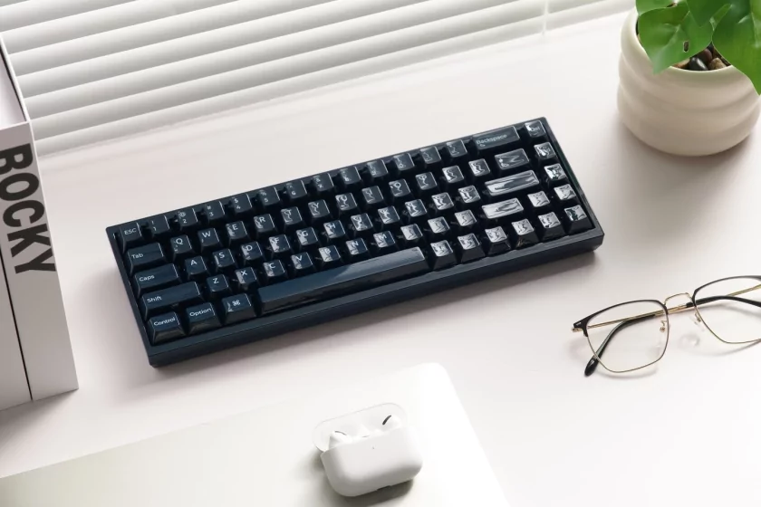 Keychron выпустила Q16 HE 8K: первую в мире полностью керамическую беспроводную клавиатуру