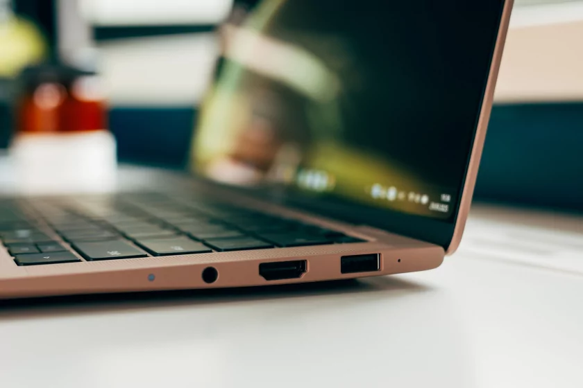 В Россию приехал «невозможный» ноутбук от HONOR: с магнитной (!) камерой, тончайший и мощный — вот цена