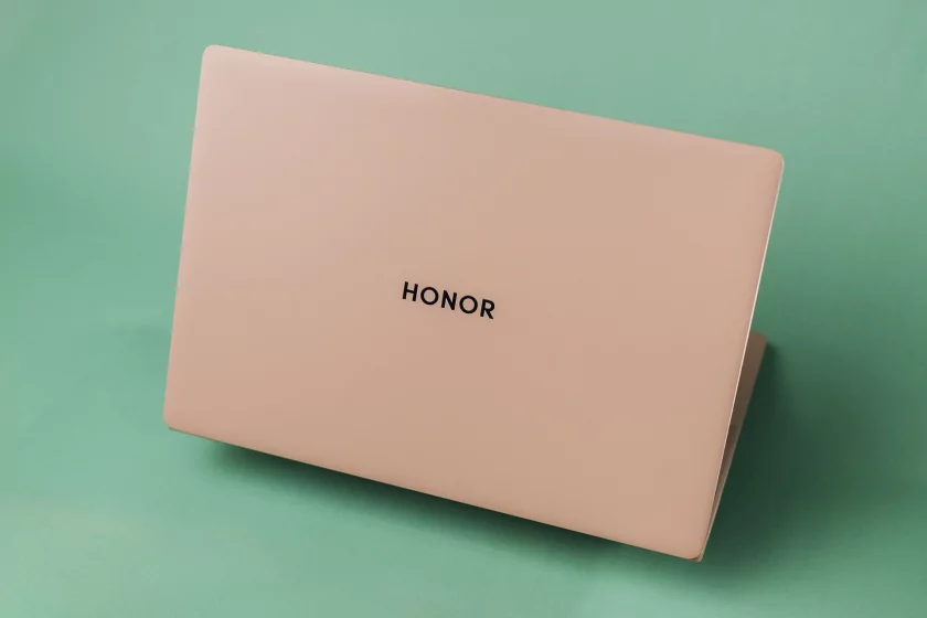 Искусство в металле: обзор ноутбука, который весит всего 1 кг — HONOR MagicBook Art 14 Искусство в металле: обзор ноутбука, который весит всего 1 кг — HONOR MagicBook Art 14