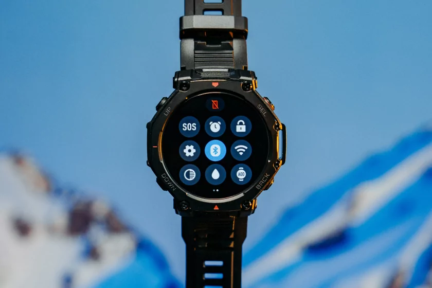 Ударопрочные часы с фонариком и приличной автономностью: обзор Amazfit T-Rex 3 Pro — Дисплей. 5