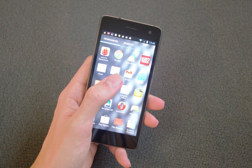 Обзор Micromax A350 Canvas Knight