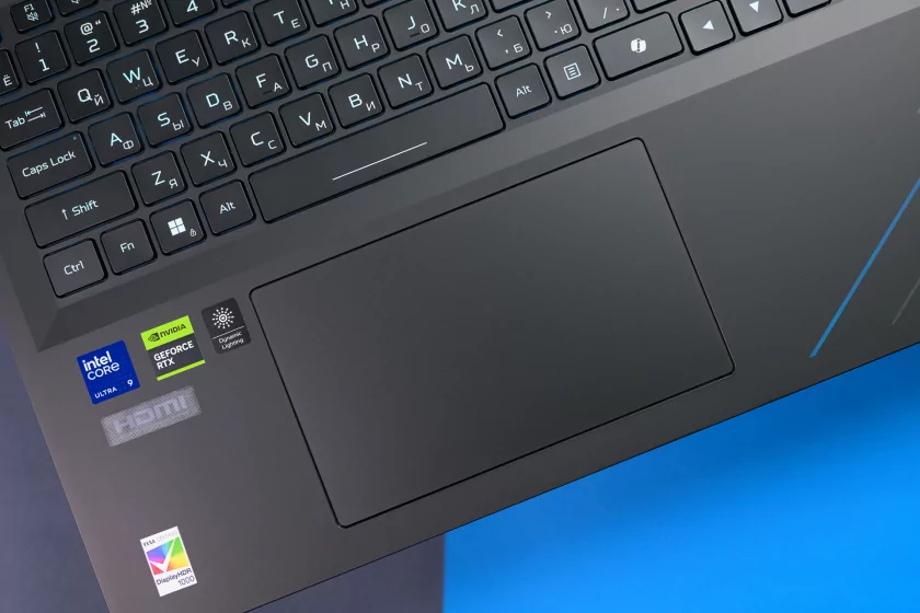 Обзор игрового ноутбука Acer Predator Helios 18 AI: Core Ultra 9, RTX 5080 и 128 ГБ ОЗУ — Дизайн, порты и ввод. 15