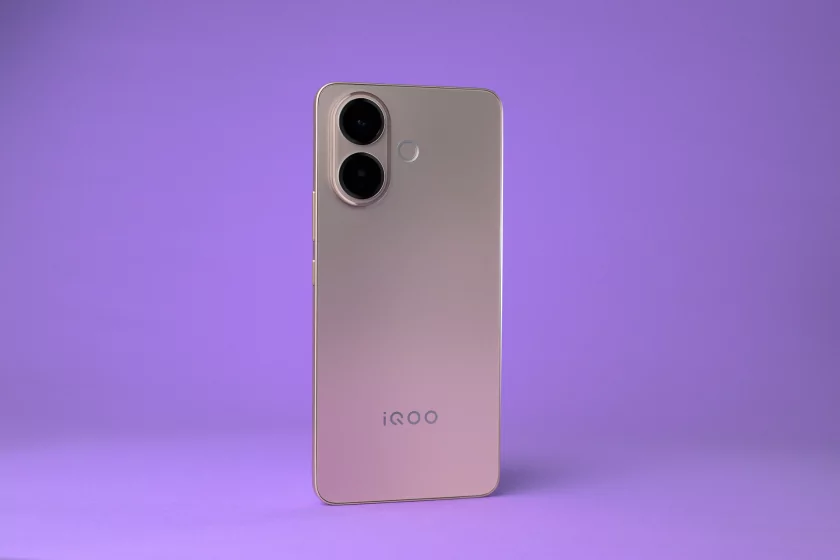 Отличный баланс! Обзор iQOO Z10R с большой батареей и быстрым чипом Отличный баланс! Обзор iQOO Z10R с большой батареей и быстрым чипом