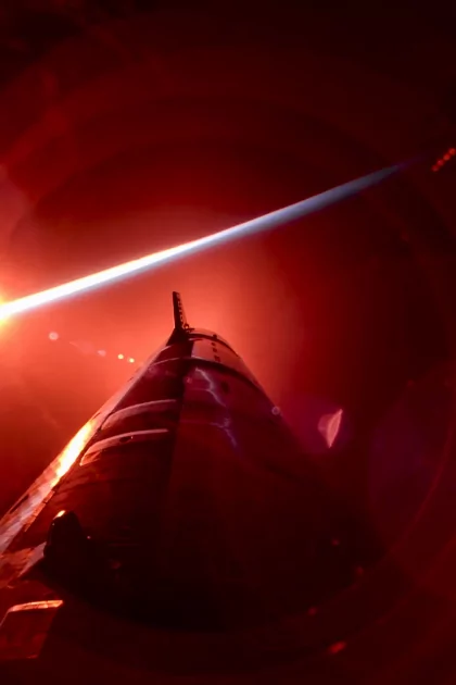 Захватывающие кадры полёта Starship и видео отстыковки корабля