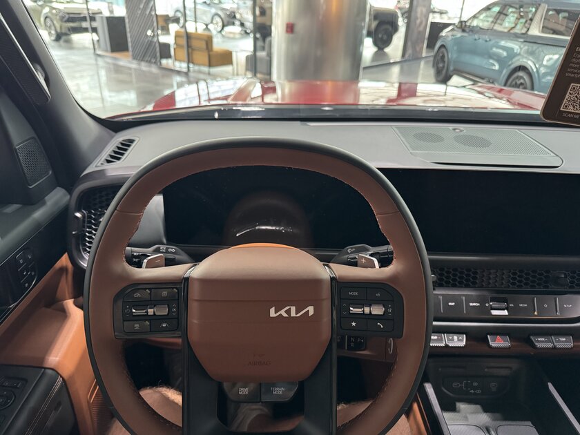 KIA Tasman— Странный снаружи, добрый внутри?
