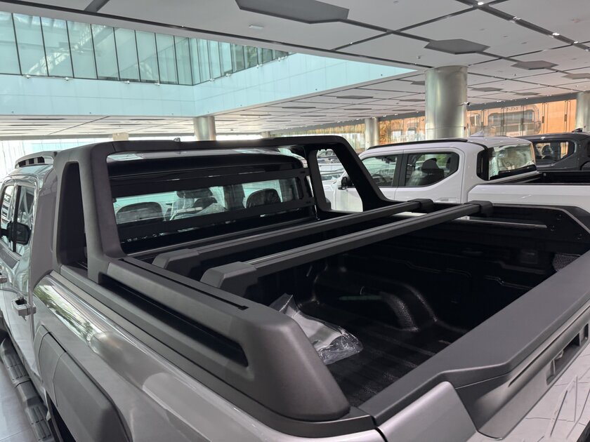 KIA Tasman— Странный снаружи, добрый внутри?