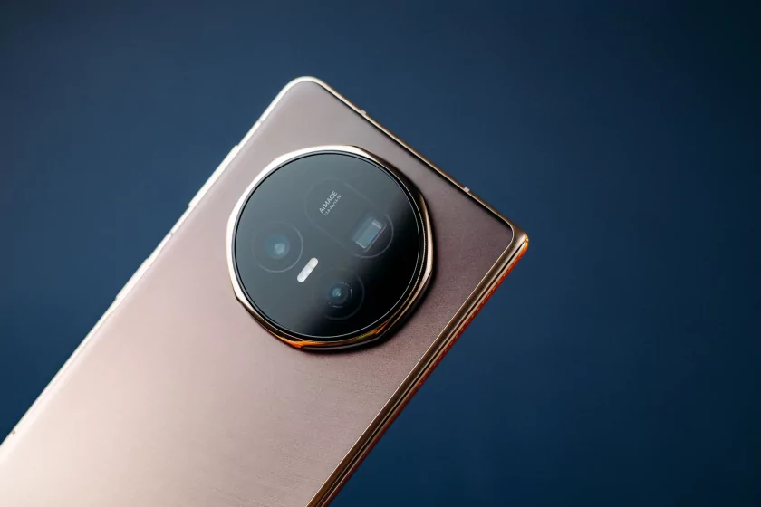 Названы устройства HONOR, которые получат MagicOS 10: готов график обновления