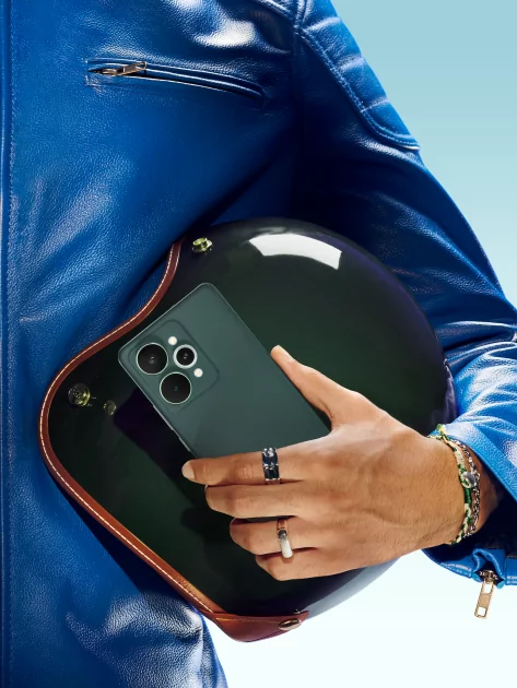 В России стартовали продажи серии смартфонов realme 15: с ИИ-функциями и стильным дизайном