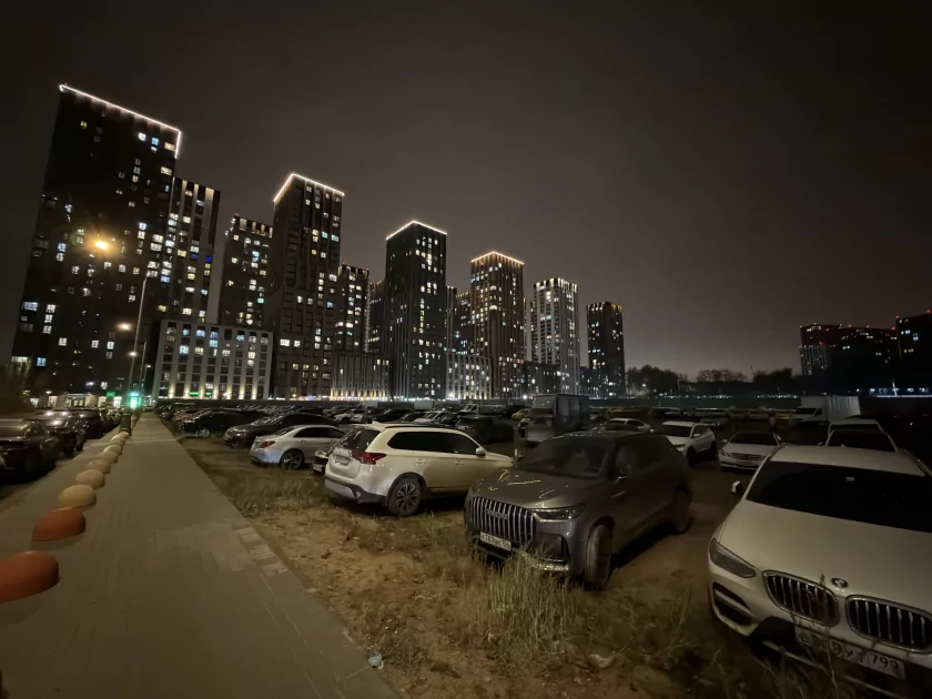 Когда смартфон зашел не в ту дверь. Обзор Apple iPhone 17 Pro