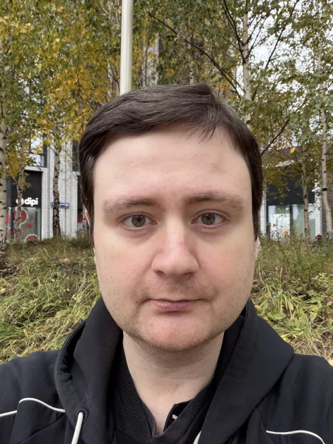 Когда смартфон зашел не в ту дверь. Обзор Apple iPhone 17 Pro