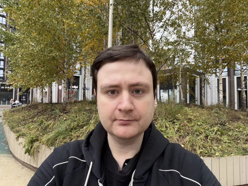 Когда смартфон зашел не в ту дверь. Обзор Apple iPhone 17 Pro