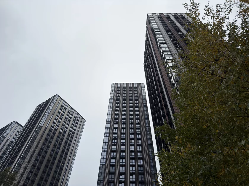 Когда смартфон зашел не в ту дверь. Обзор Apple iPhone 17 Pro