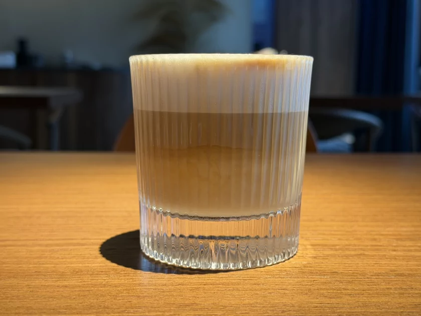 Когда смартфон зашел не в ту дверь. Обзор Apple iPhone 17 Pro