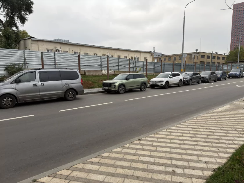 Когда смартфон зашел не в ту дверь. Обзор Apple iPhone 17 Pro