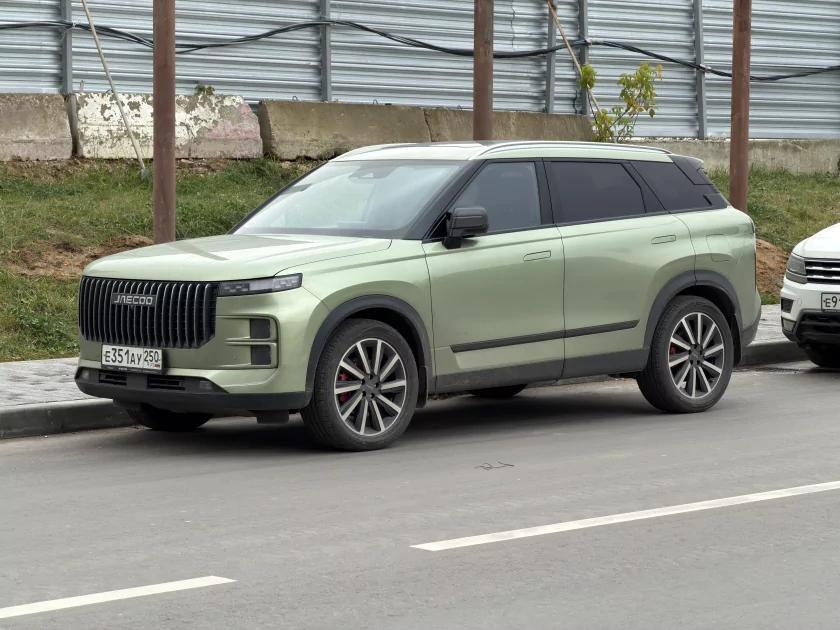 Когда смартфон зашел не в ту дверь. Обзор Apple iPhone 17 Pro