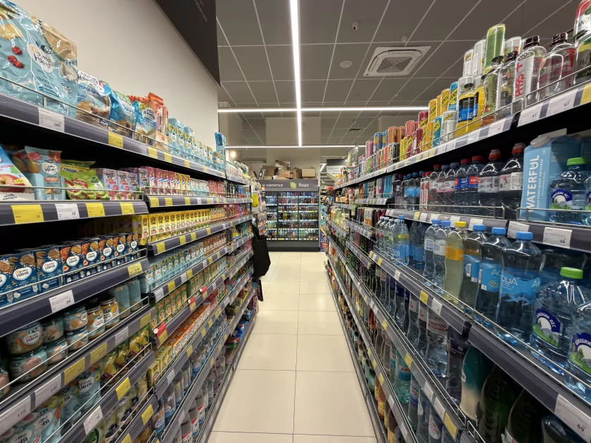 Когда смартфон зашел не в ту дверь. Обзор Apple iPhone 17 Pro