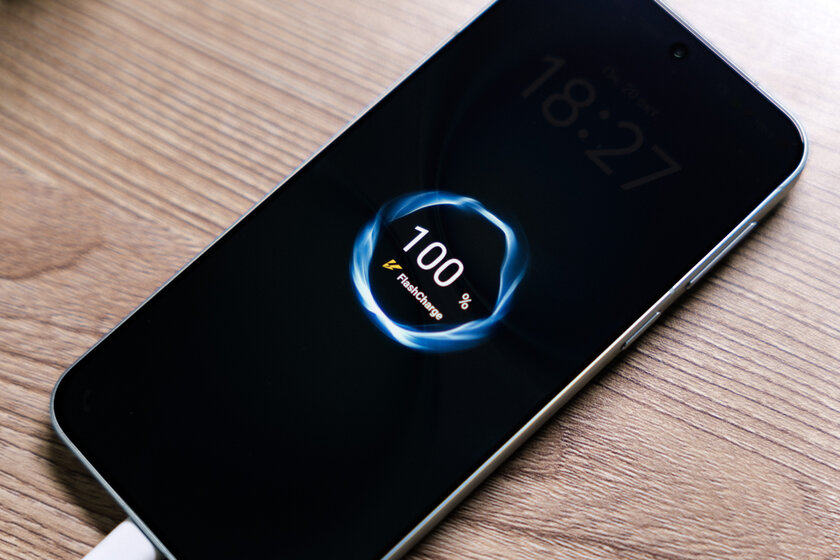 Компактный смартфон с очень удобной диагональю дисплея: обзор vivo X200 FE — Автономность и зарядка. 3