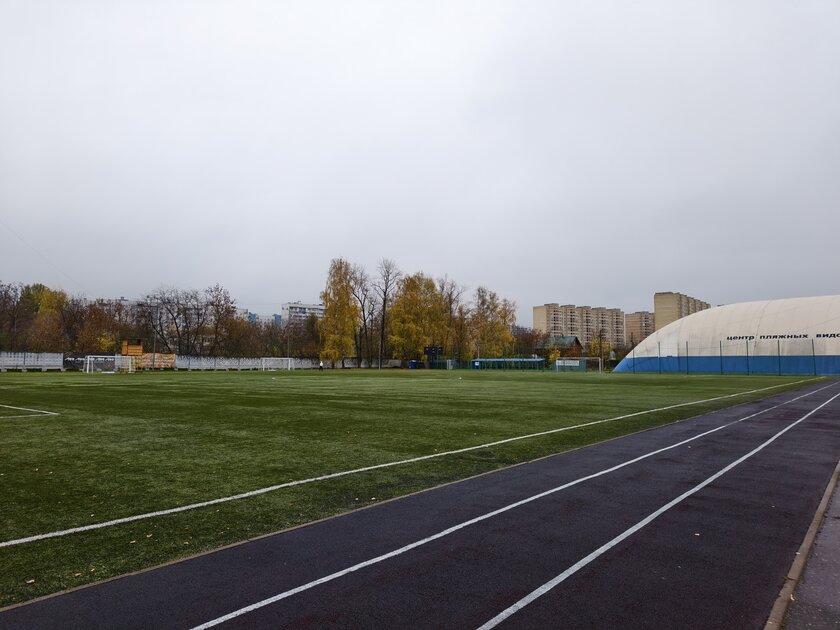 Компактный смартфон с очень удобной диагональю дисплея: обзор vivo X200 FE — Качество снимков. 8