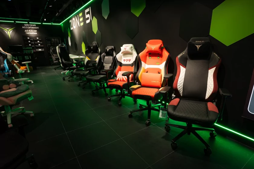 Zone 51 открыла в Москве уникальный шоурум: можно протестировать кресла, столы и периферию