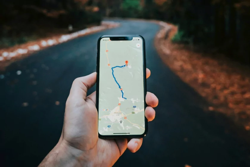 В «Google Картах» появится режим энергосбережения — навигация без лишних деталей В «Google Картах» появится режим энергосбережения — навигация без лишних деталей