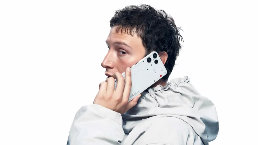 Nothing выпустила Phone (3a) Lite на российском рынке: с узнаваемым стилем и доступной ценой