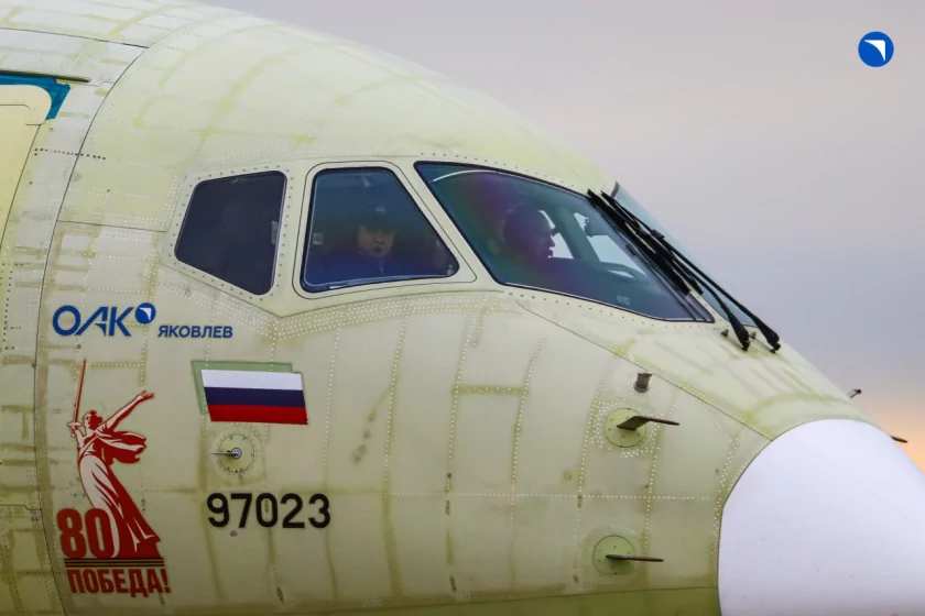 Российский авиалайнер «Суперджет» испытали в «бассейне»: зачем это делают