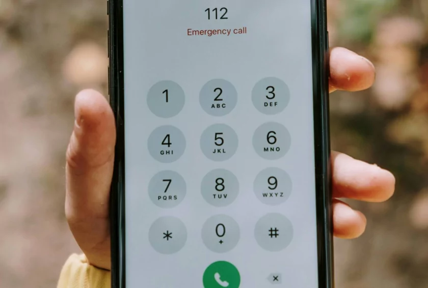 Google добавила функцию трансляции видео при экстренных вызовах. Пока только в Pixel