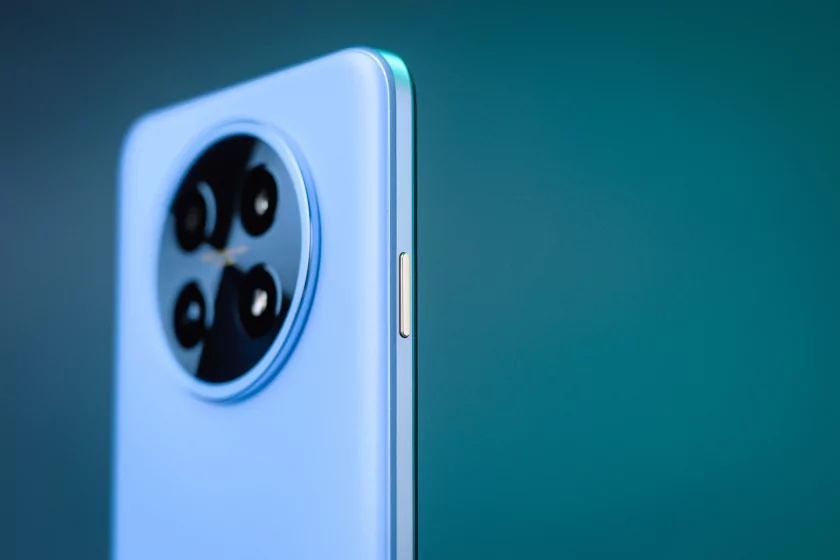 Обзор HUAWEI nova 14i: ёмкая батарея, приятный корпус и достойная камера — Дизайн корпуса. 4