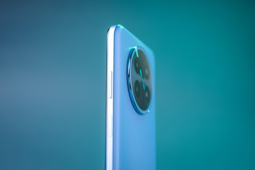 Обзор HUAWEI nova 14i: ёмкая батарея, приятный корпус и достойная камера — Отзыв. 1