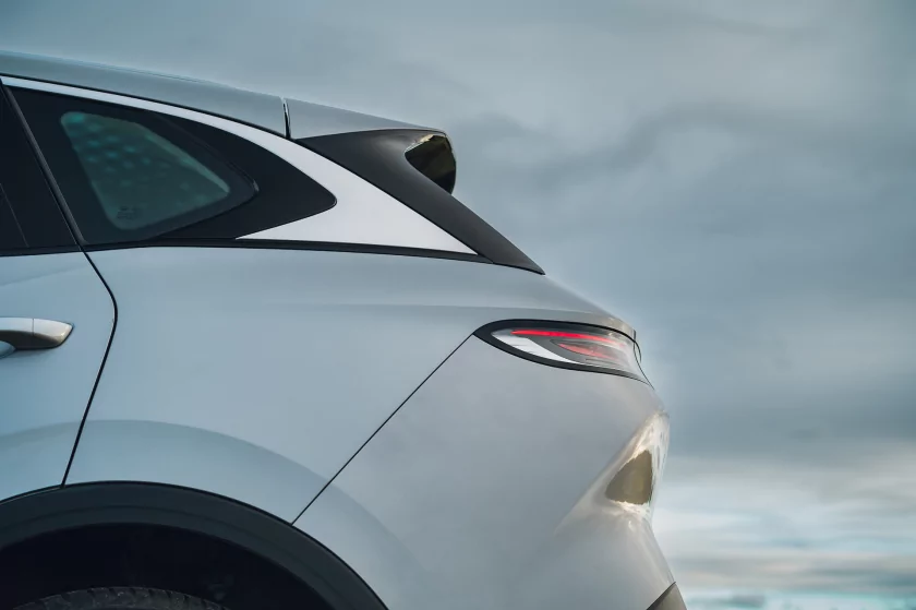 Тестирую автомобиль в базовой комплектации, а не с «полным фаршем». Обзор Bestune T90 — Знакомство. 5