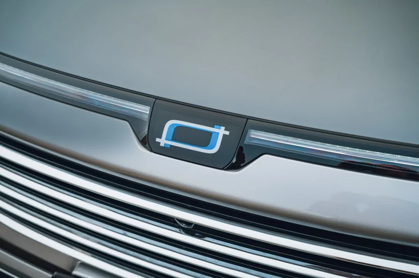 Тестирую автомобиль в базовой комплектации, а не с «полным фаршем». Обзор Bestune T90 — Знакомство. 8