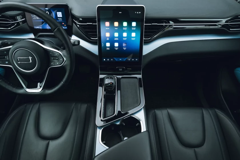 Тестирую автомобиль в базовой комплектации, а не с «полным фаршем». Обзор Bestune T90 — Знакомство. 21