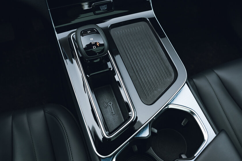 Тестирую автомобиль в базовой комплектации, а не с «полным фаршем». Обзор Bestune T90 — Знакомство. 26