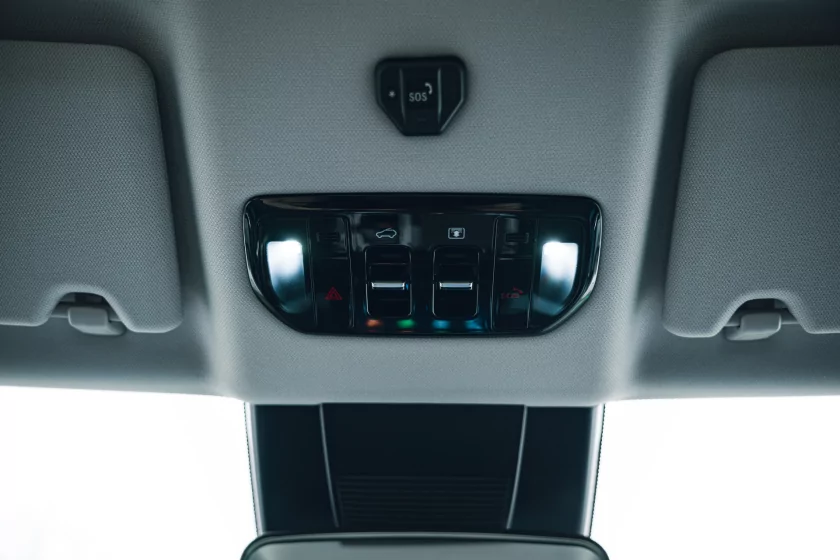 Тестирую автомобиль в базовой комплектации, а не с «полным фаршем». Обзор Bestune T90 — Знакомство. 30