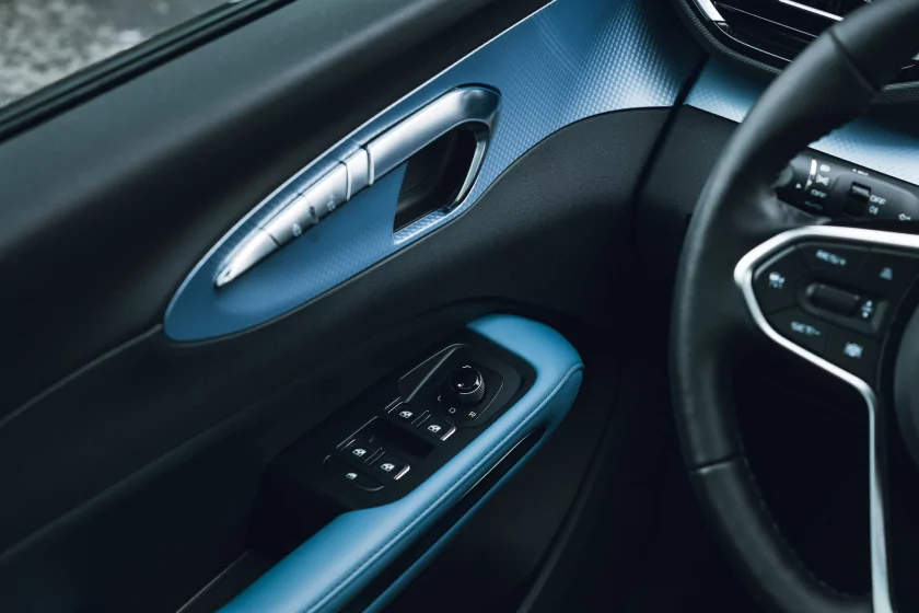 Тестирую автомобиль в базовой комплектации, а не с «полным фаршем». Обзор Bestune T90 — Знакомство. 33