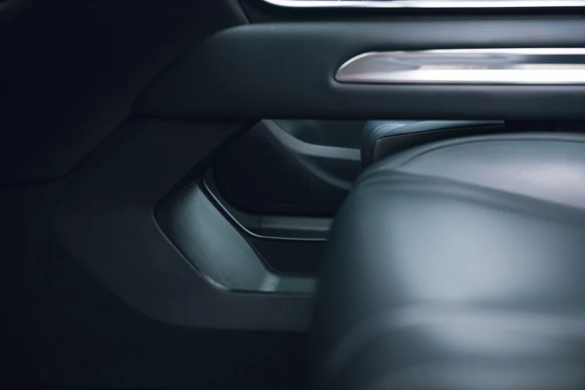 Тестирую автомобиль в базовой комплектации, а не с «полным фаршем». Обзор Bestune T90 — Знакомство. 37