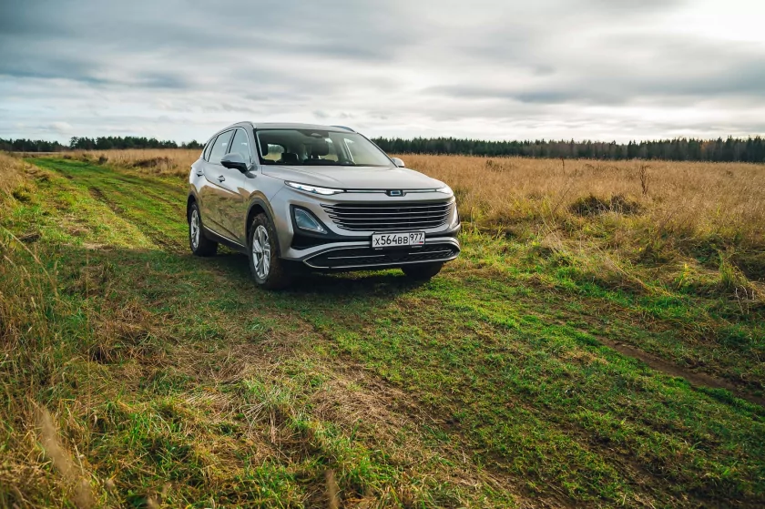 Тестирую автомобиль в базовой комплектации, а не с «полным фаршем». Обзор Bestune T90 — Отзыв. 1