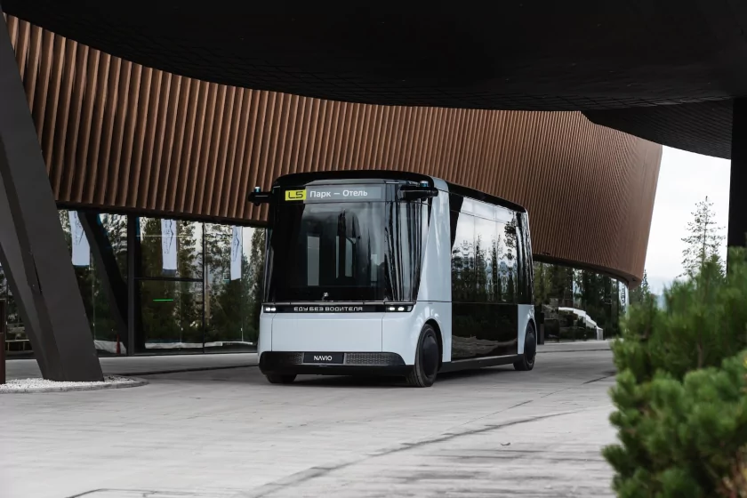 Navio представила автономный шаттл L5: он будет заниматься пассажирскими перевозками