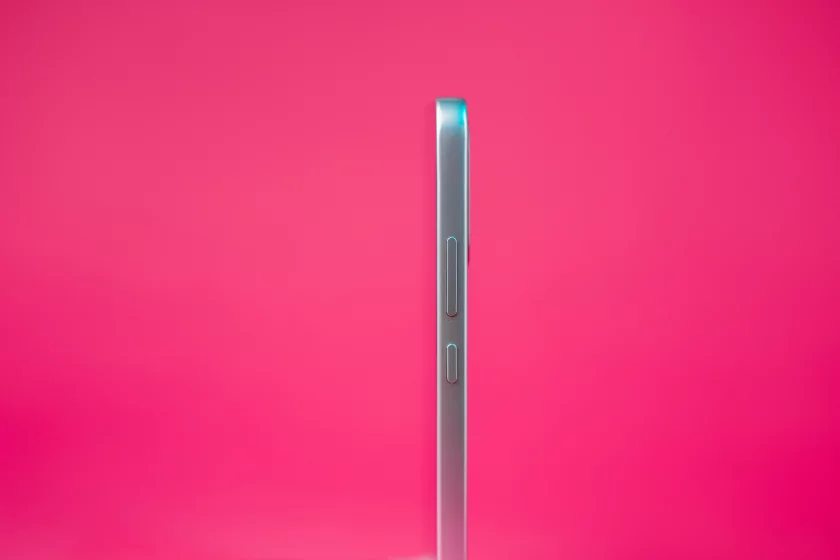 Обзор OPPO A6 Pro с большой автономностью и правильным балансом характеристик