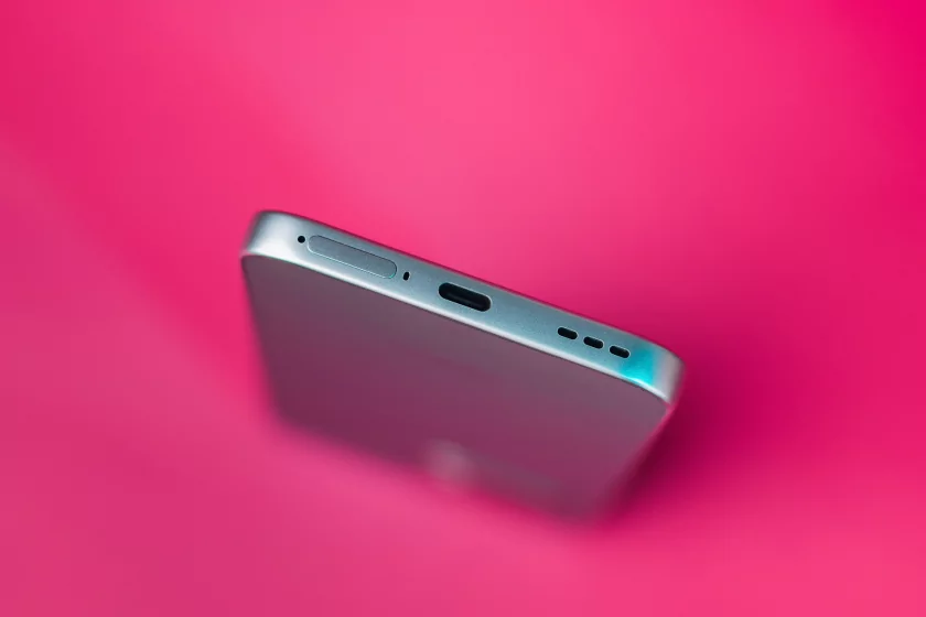 Обзор OPPO A6 Pro с большой автономностью и правильным балансом характеристик