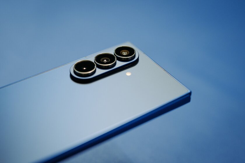 Слух: Samsung выпустит Galaxy S26 с голосовым помощником Bixby на базе Perplexity