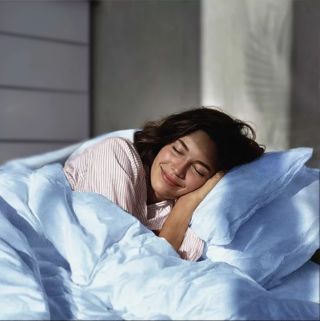 Эмби-лампа, карниз и терморегулятор: Яндекс представил новые устройства умного дома