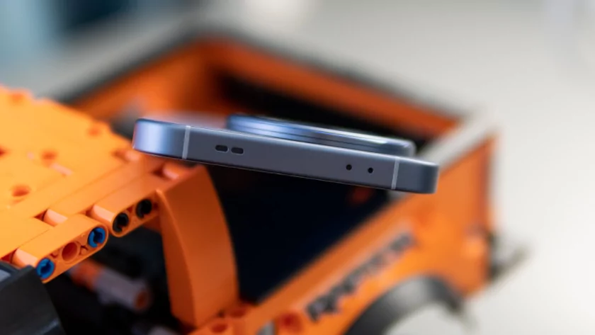 Ловким движением круг превращается в квадрат. Обзор realme GT 8 Pro с кастомизируемым блоком камер — Дизайн. 6