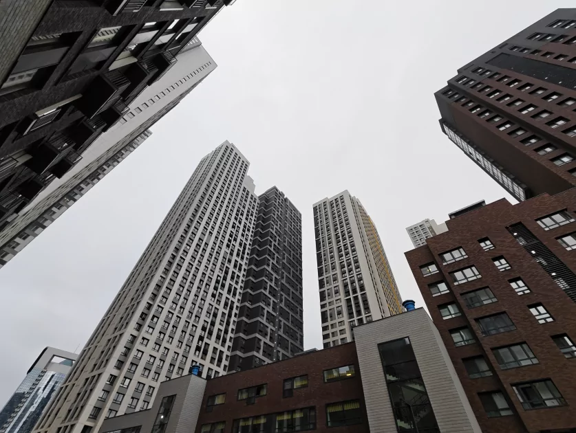 Обзор iQOO 15: доказывает, что хороший флагманский смартфон не должен быть излишне дорогим — Камеры. 2